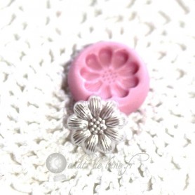 Moule en silicone mini fleur 13 mm