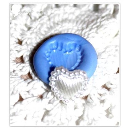 Moule en silicone mini cabochon coeur perlé 10mm