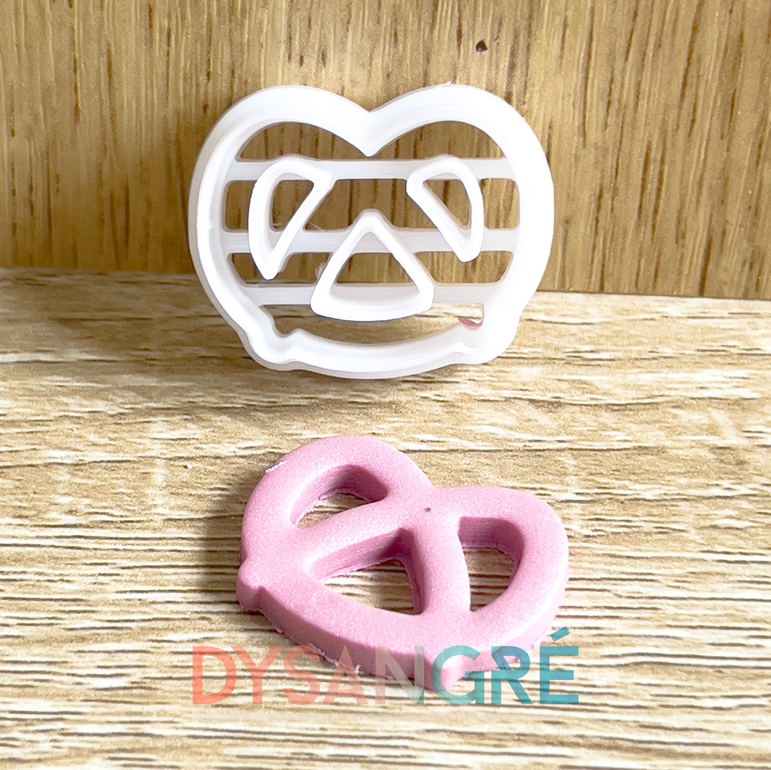 Emporte-pièce forme bretzel