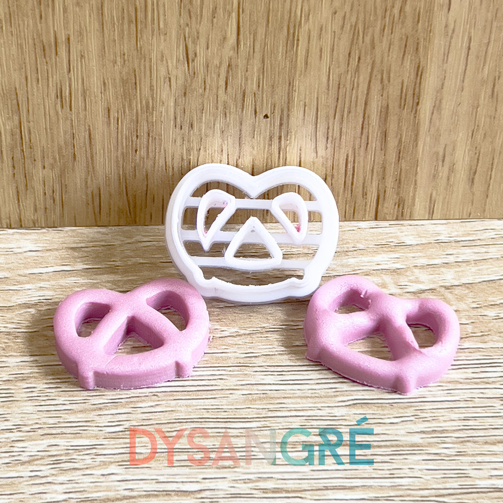 Emporte-pièce forme bretzel