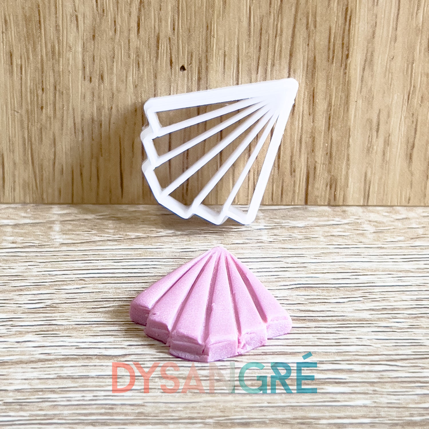 Emporte-pièce forme éventail