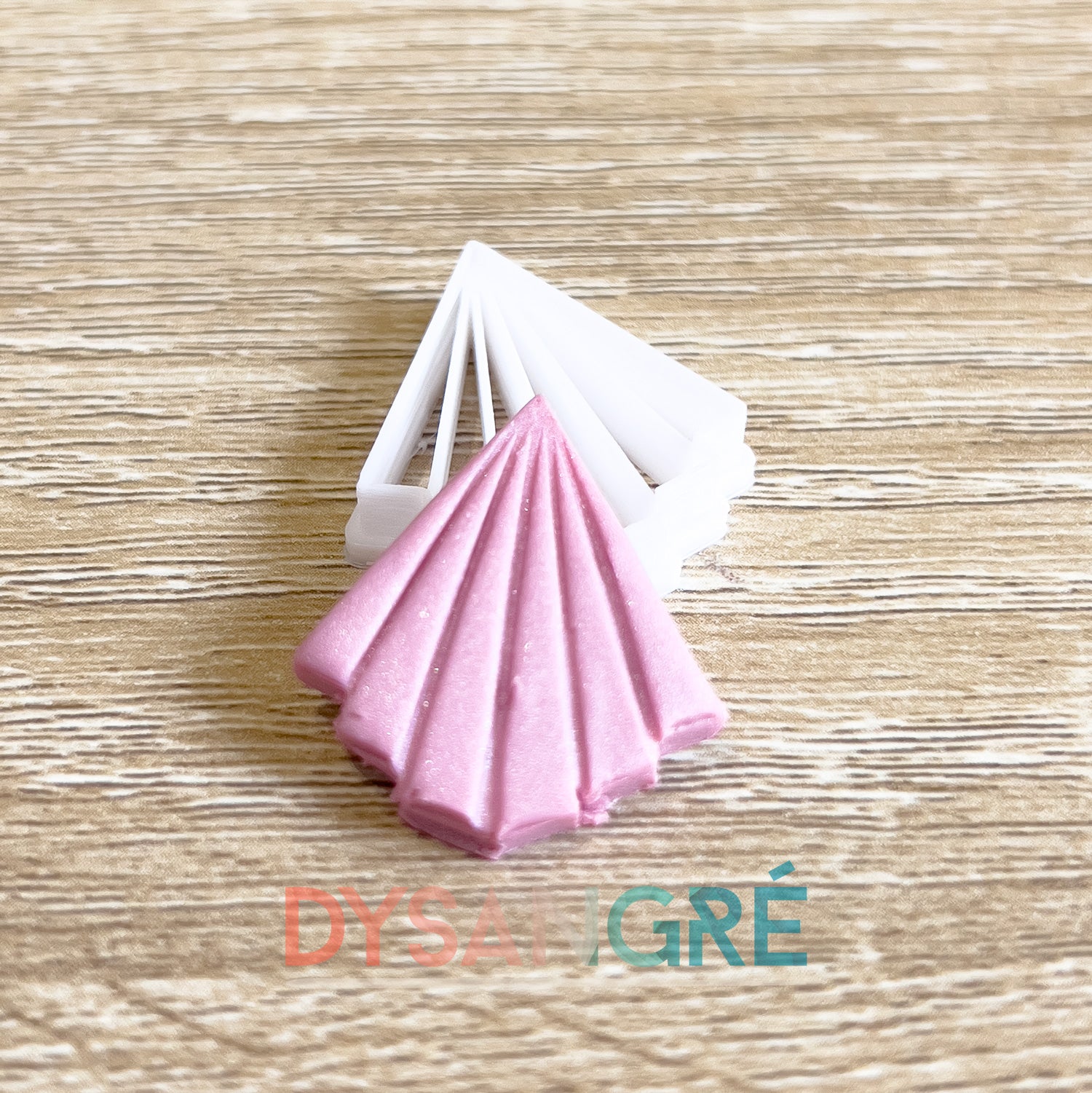 Emporte-pièce forme éventail