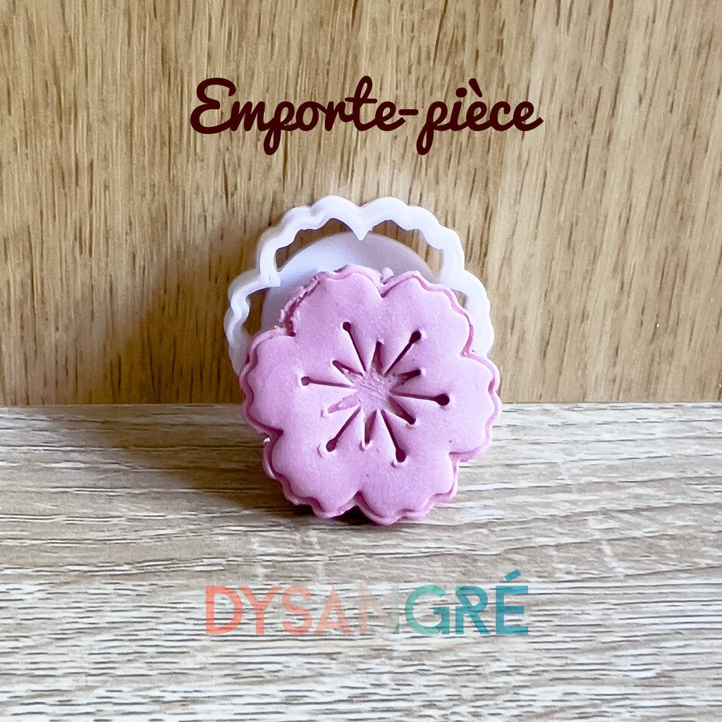 Emporte-pièce forme fleur de cerisier