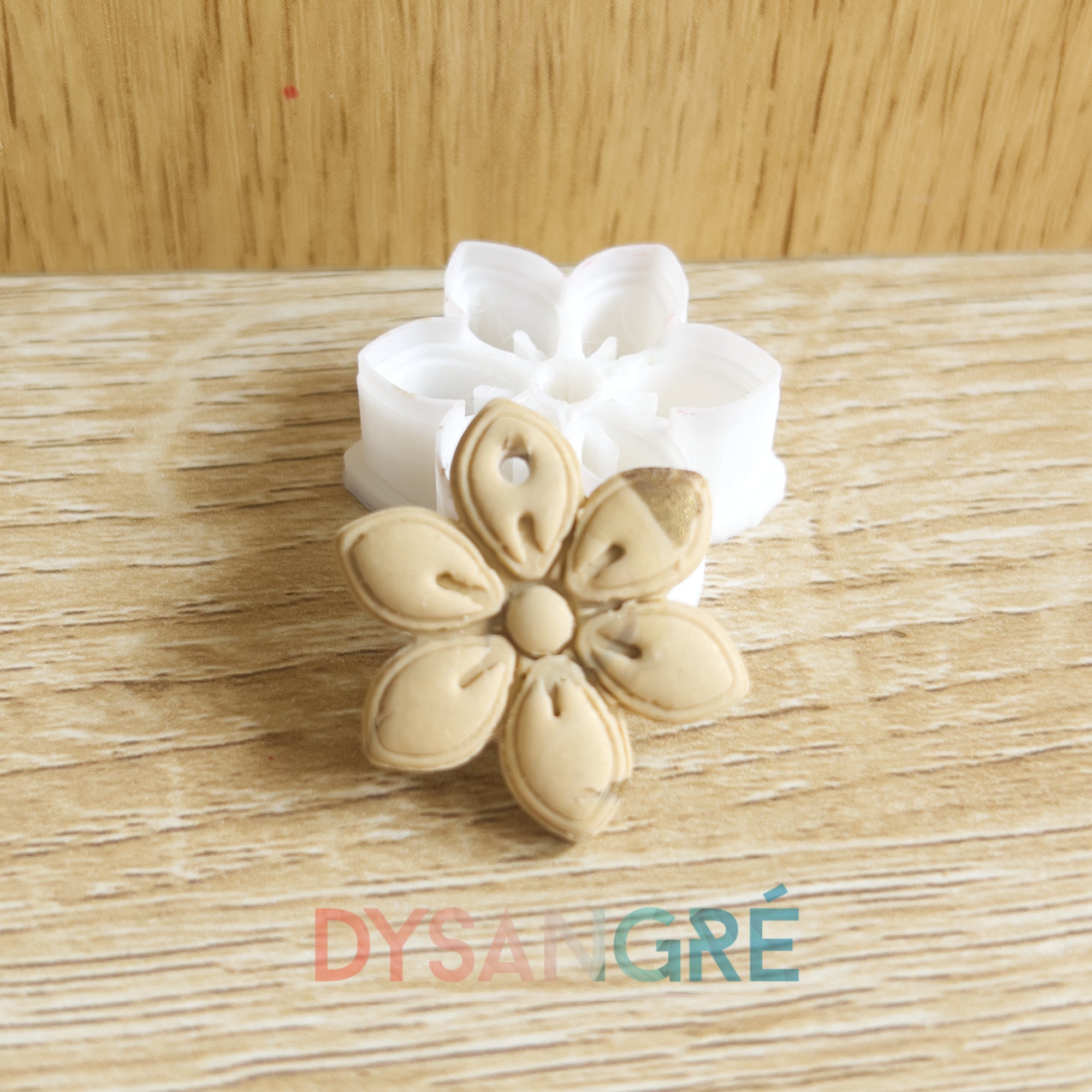 Emporte-pièce forme fleurs