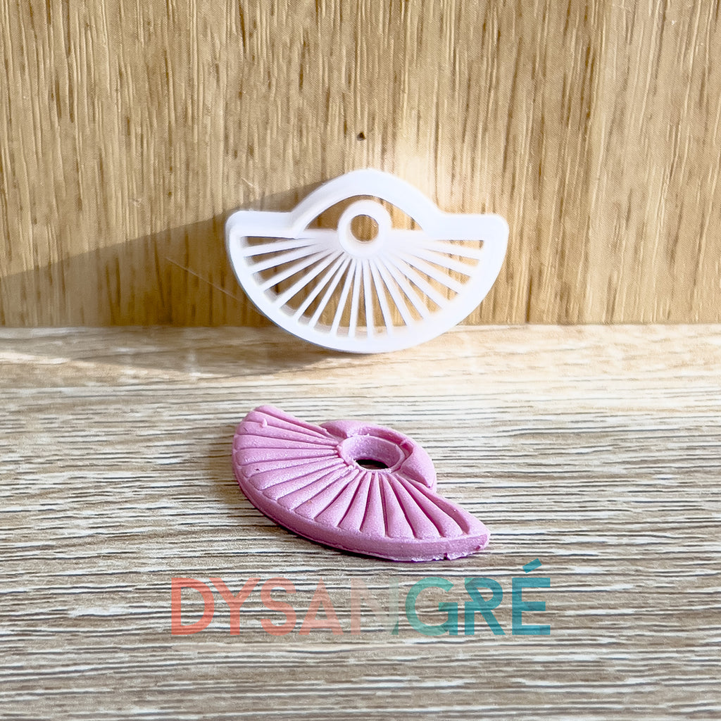 Emporte-pièce forme éventail 2