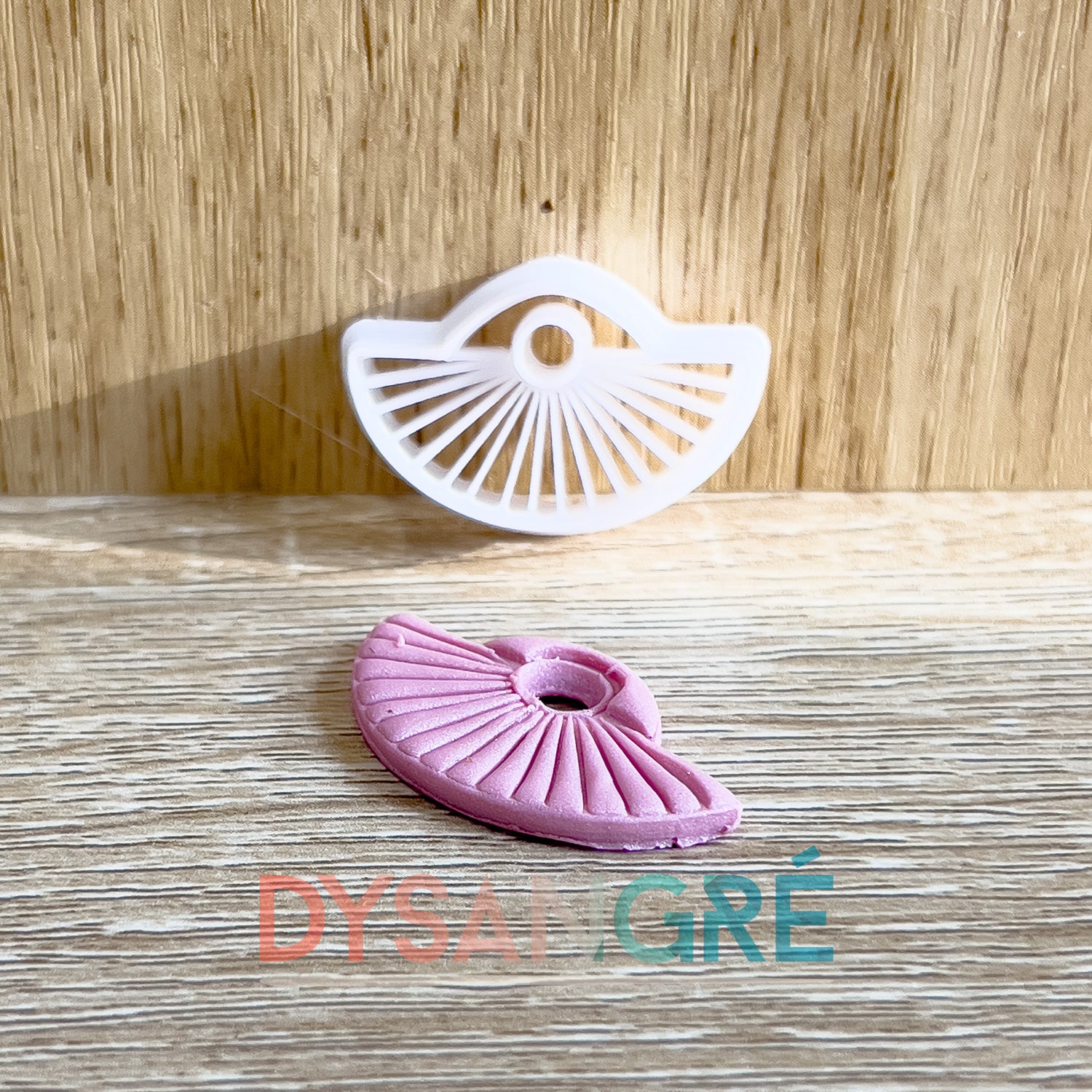 Emporte-pièce forme éventail 2