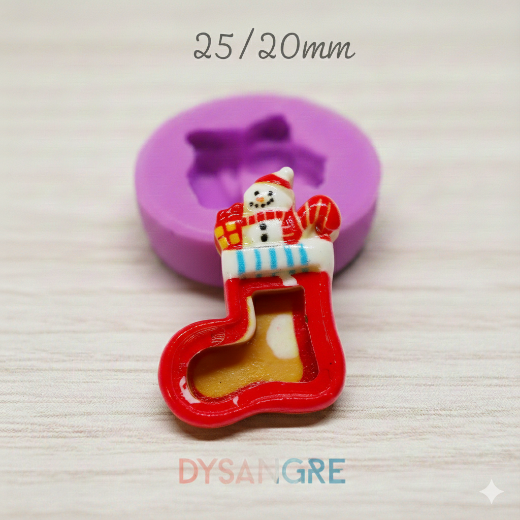 Moule en silicone Chaussette boule de neige 25/20 mm