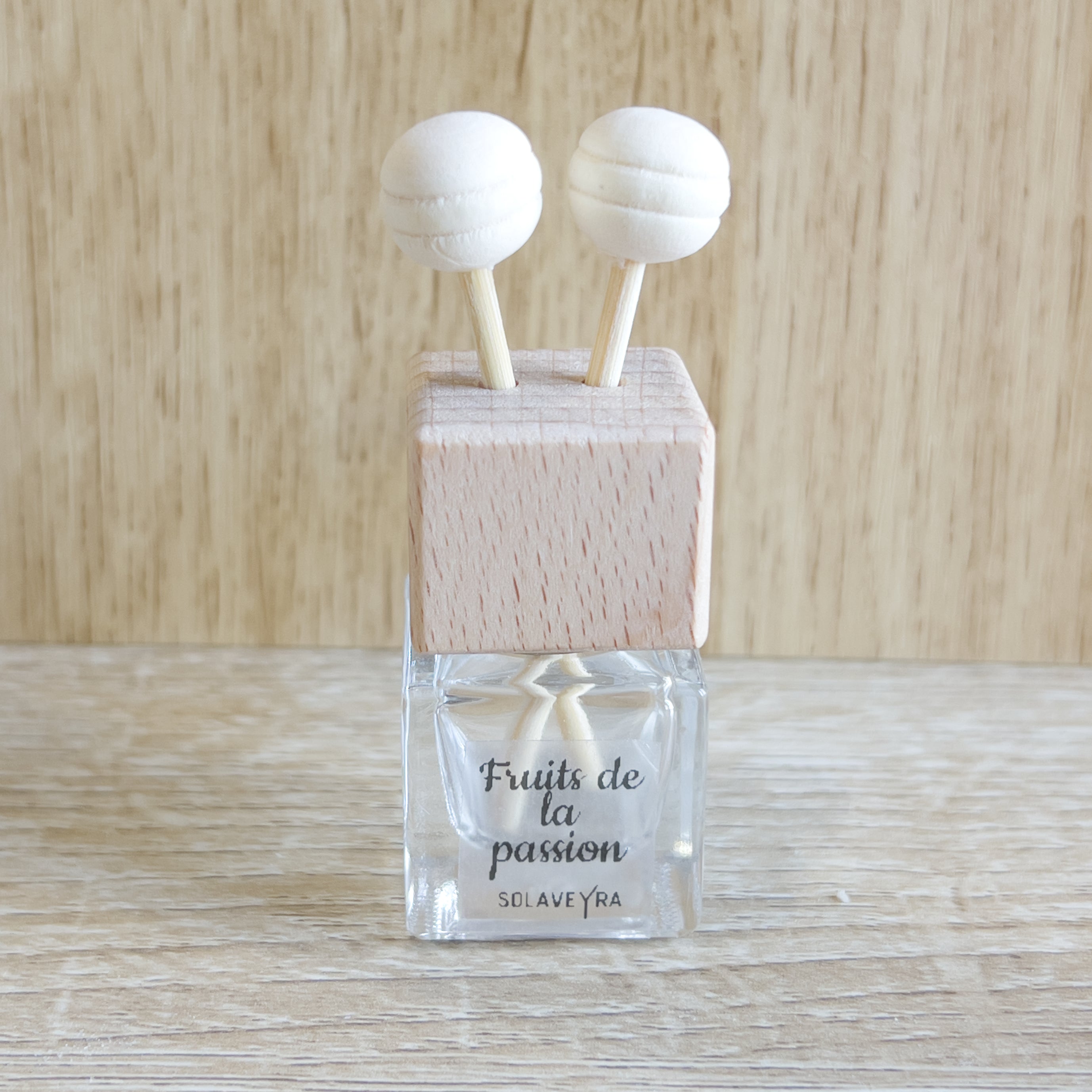 Diffuseur voiture senteur fruités "nombreux parfums disponible" By Solaveyra