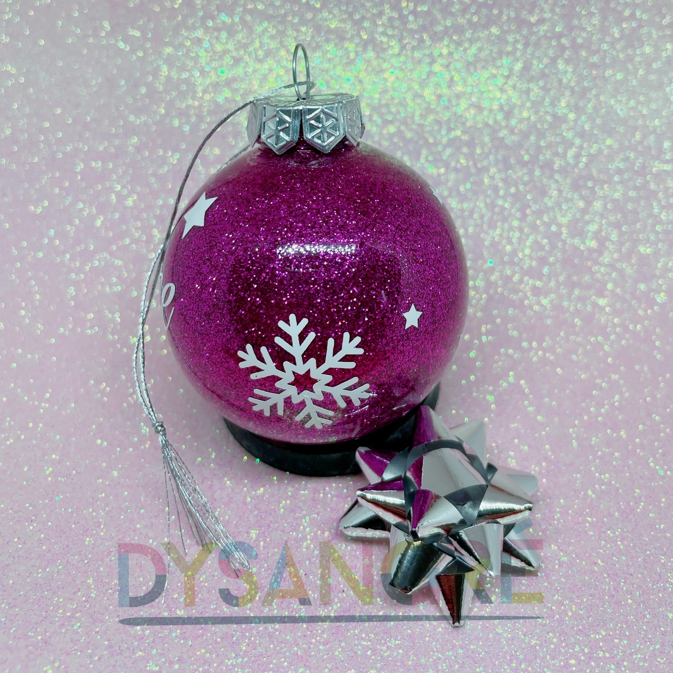 Boule de Noël fushia pailletée avec personnalisation 6cm