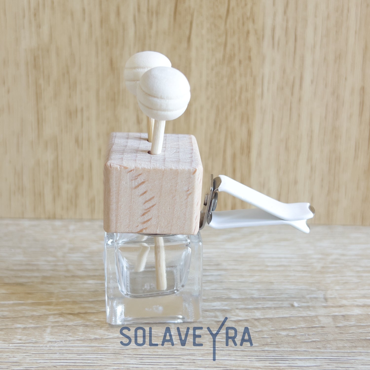 Diffuseur voiture senteur Boisés "nombreux parfums disponible" By Solaveyra