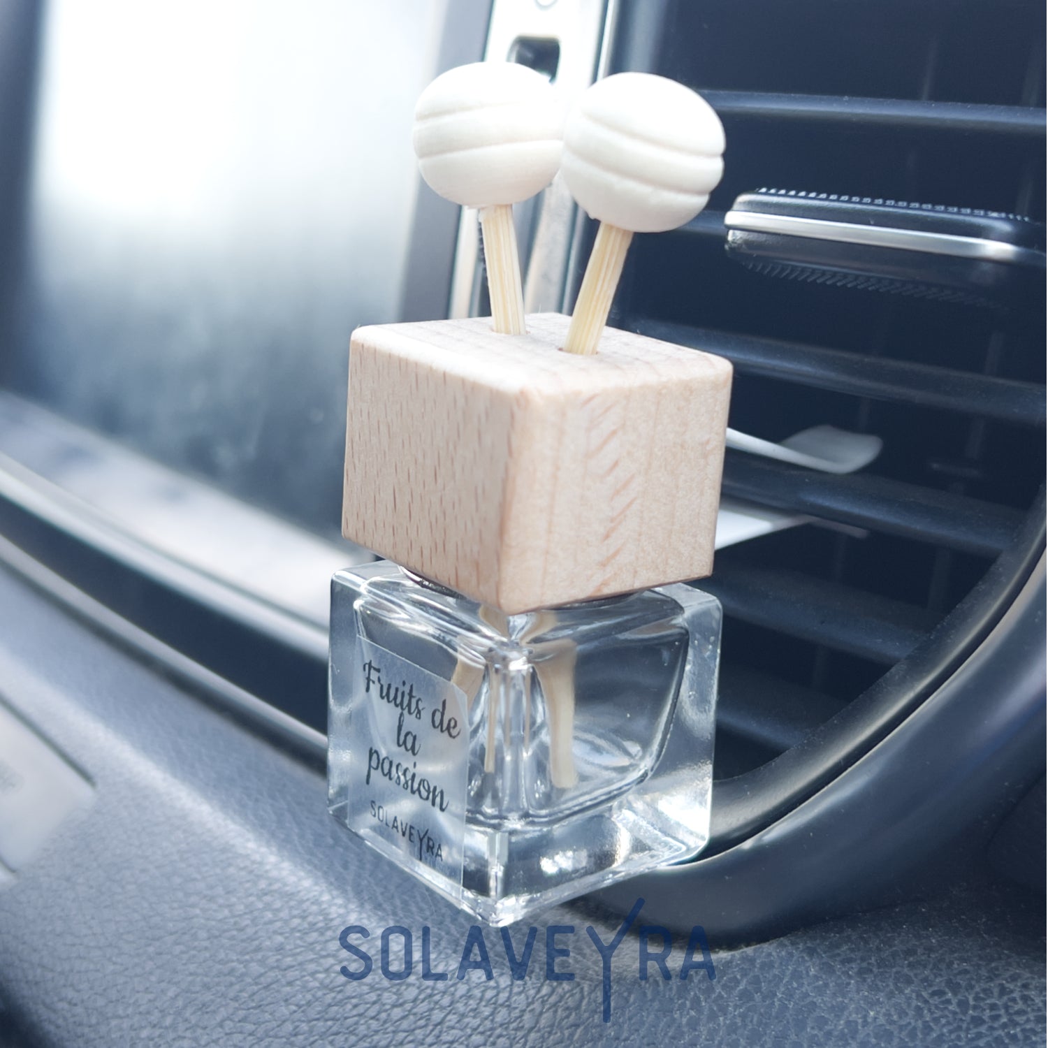 Diffuseur voiture senteur Boisés "nombreux parfums disponible" By Solaveyra