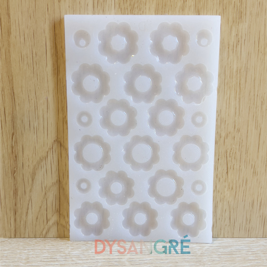 Moule en silicone Pampilles Fleurs évidées