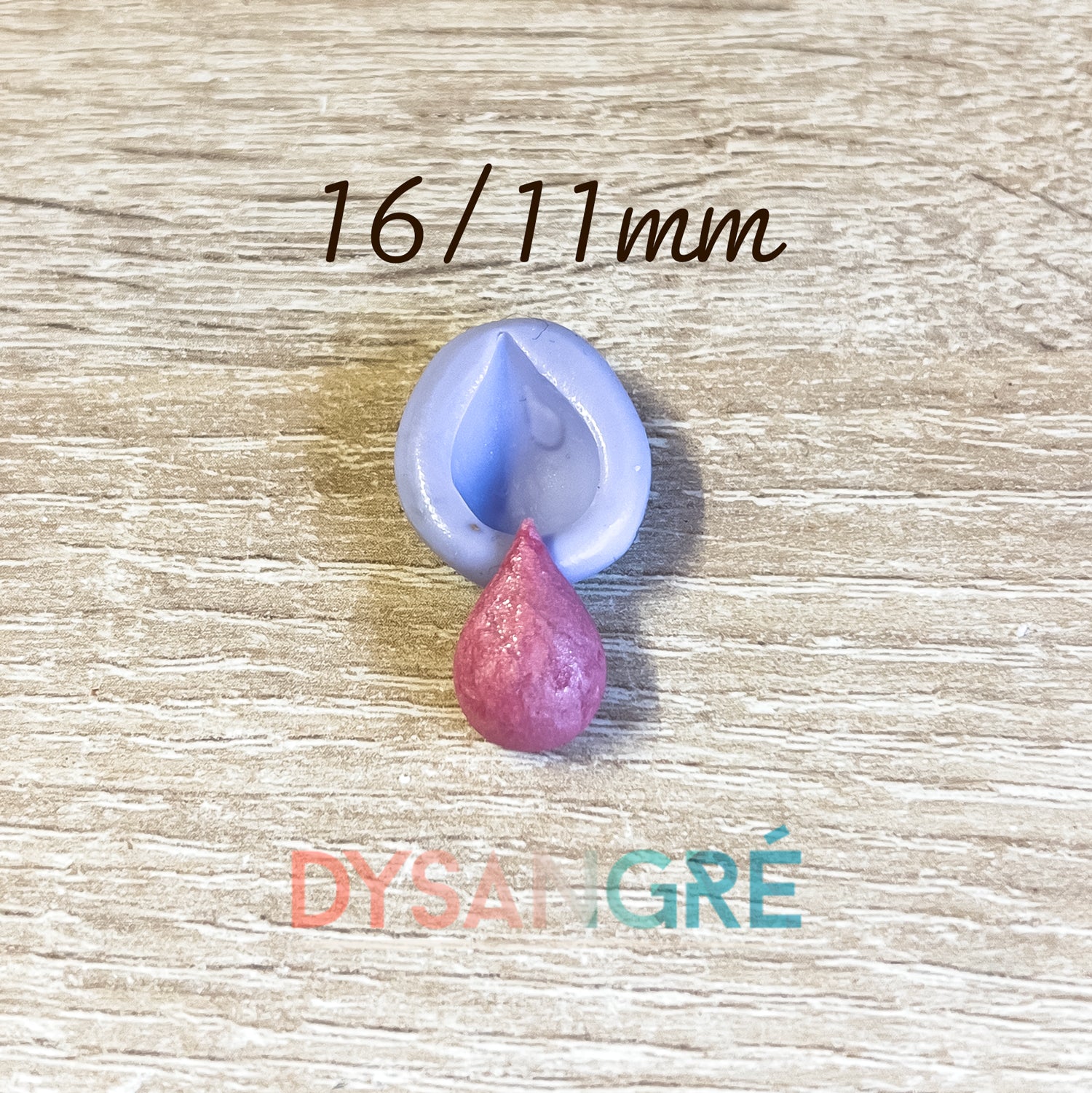 Moule en silicone goutte de pluis 16/11mm