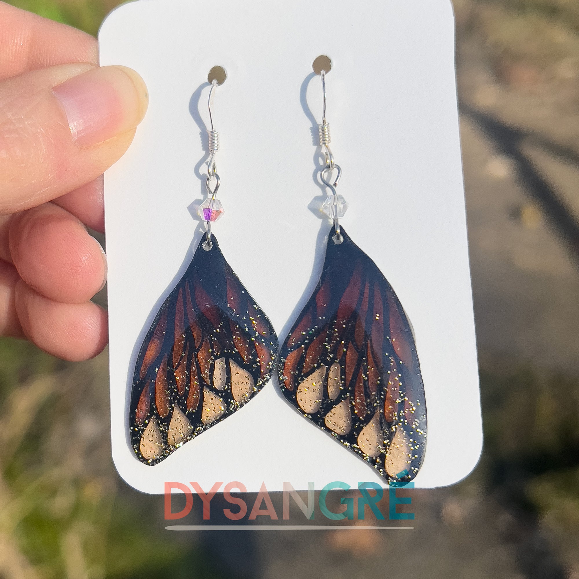 Boucles d'oreilles ailes de papillons marron