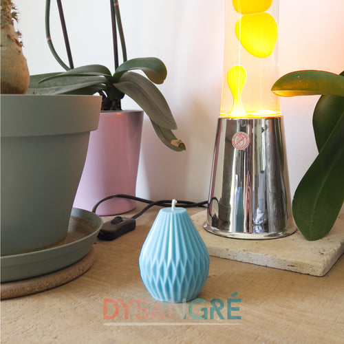 Blue jewelry candle with a soothing scent